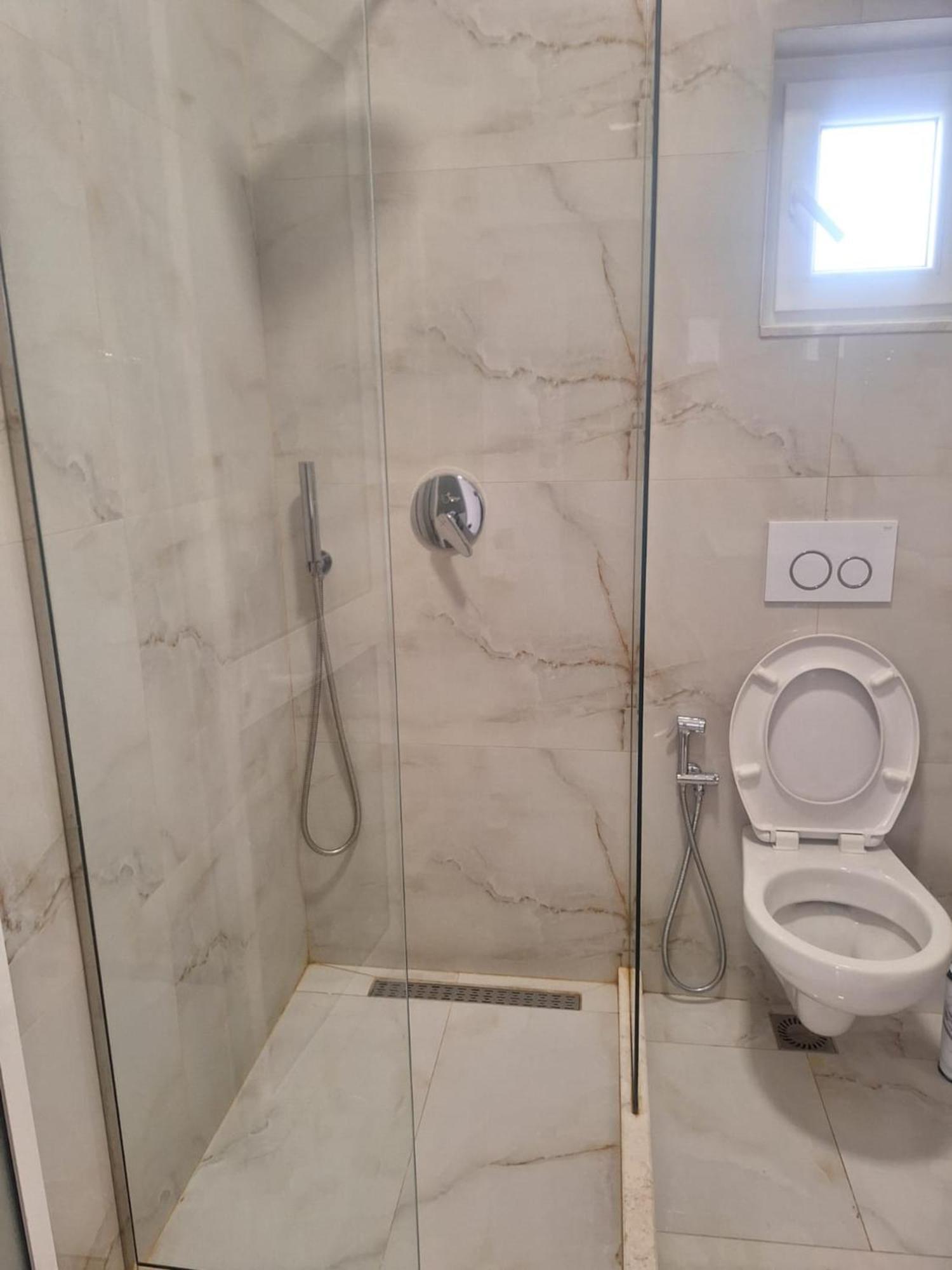 Albania Apartment Comfort Near Tirana City Center Екстер'єр фото